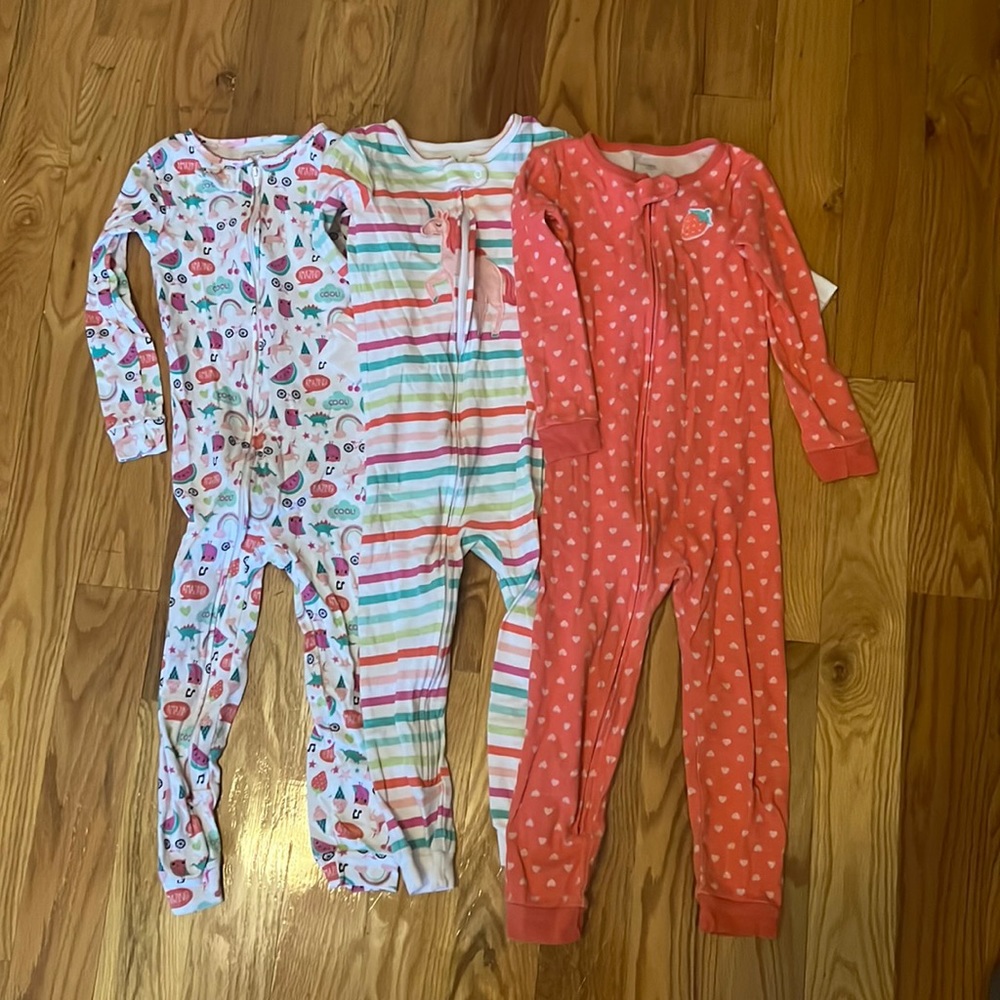 Warm sleepy snuggles, three footless one piece pajamas, 4T